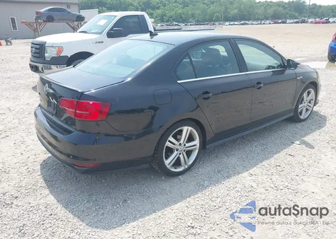 2016 Volkswagen Jetta 2.0T Gli Se z USA, uszkodzony, nr VIN 3VW5S7AJXGM260829